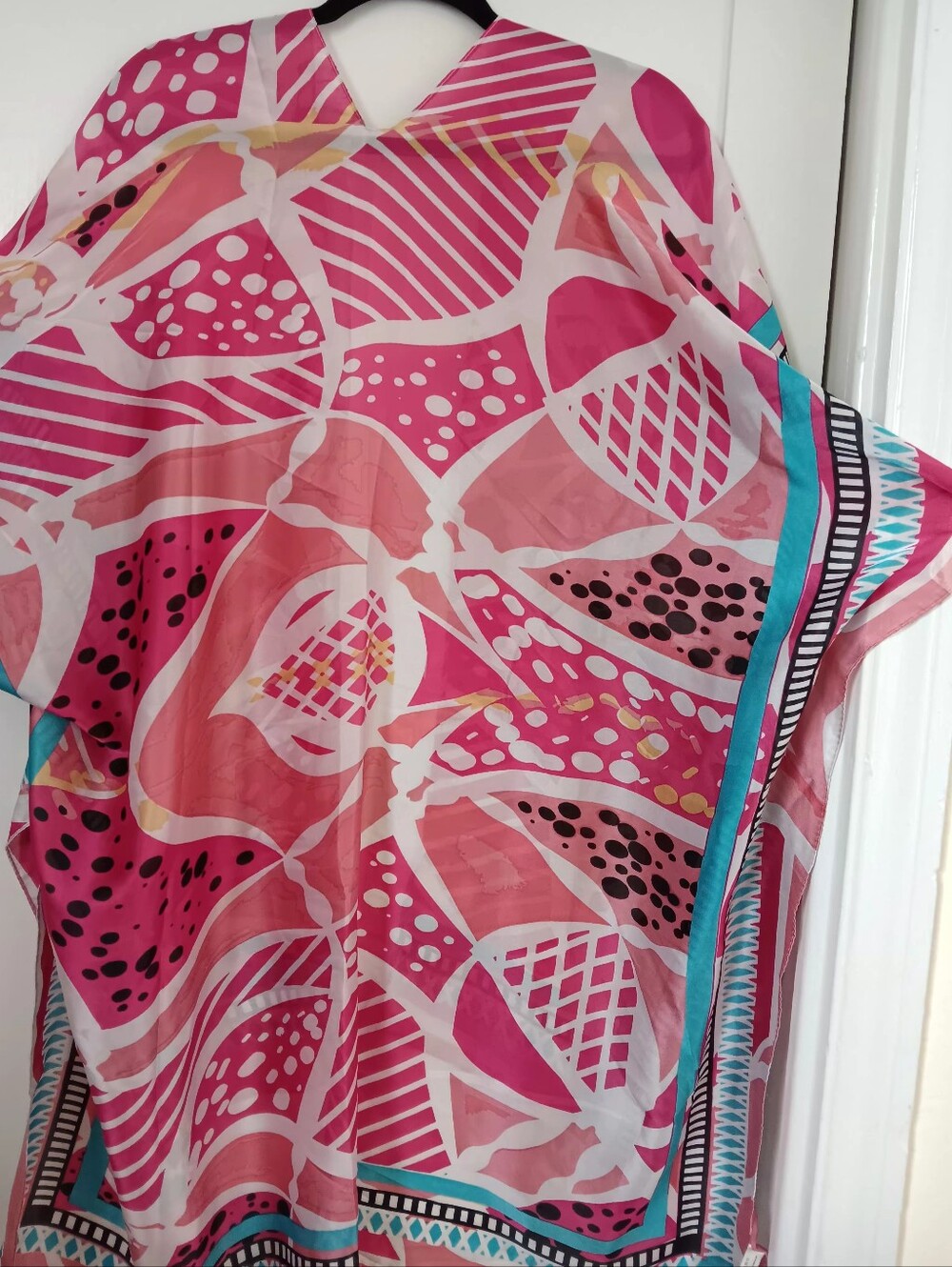 Abstract Botanical Silky Kimono - Picture 8 of 13